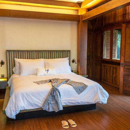 Tira Vilagna Suites & Spa Kintamani Habitación foto