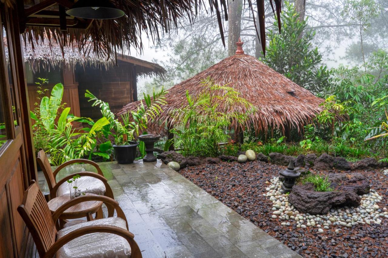 Tira Vilagna Suites & Spa Kintamani Exterior foto